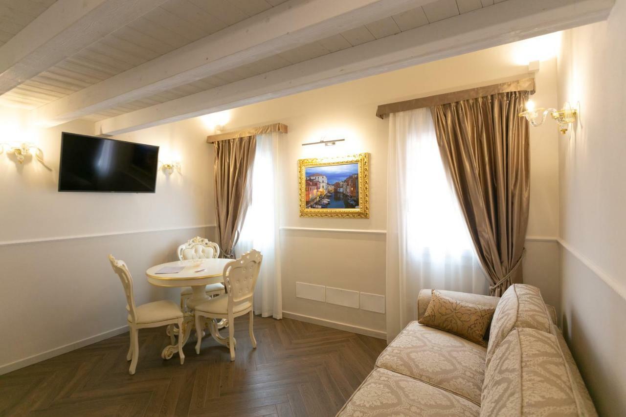 Ca' Vittoria Boutique House Apartsuite *