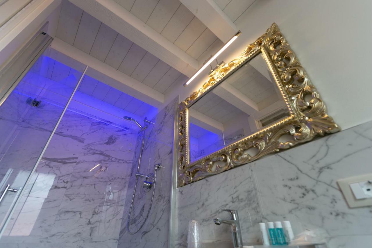 Ca' Vittoria Boutique House Apartsuite Guest house