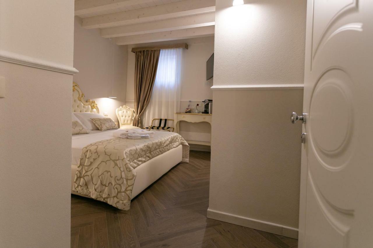 Guest house Ca' Vittoria Boutique House Apartsuite